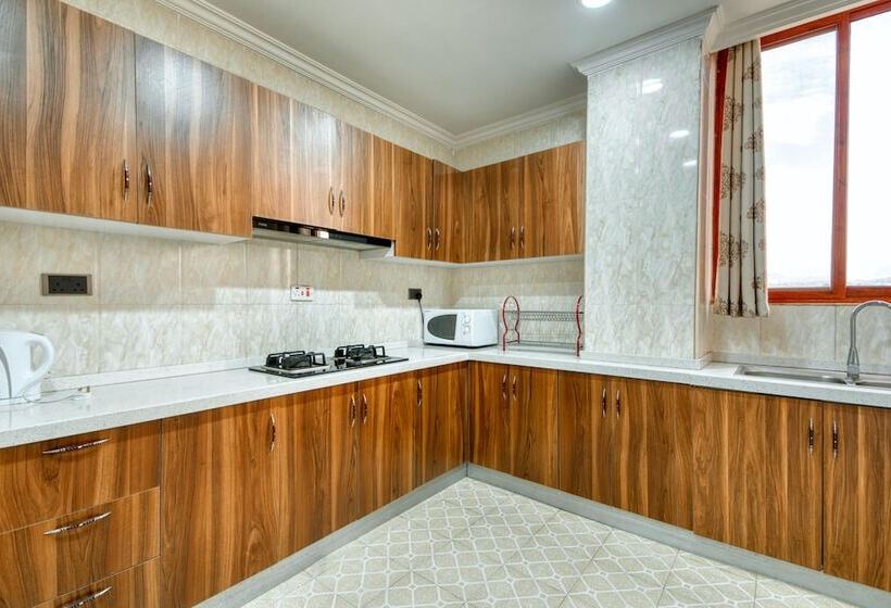 هتل Kibo Palace Apartments