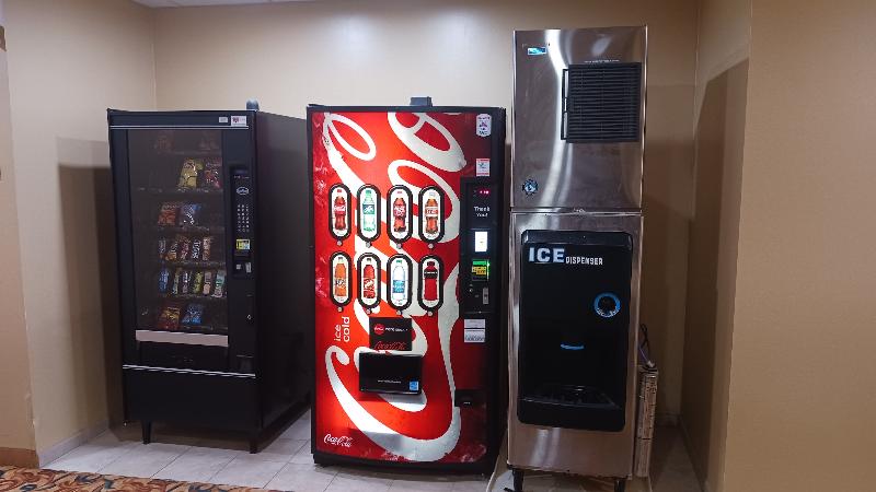 فندق Red Roof Inn & Suites Midland