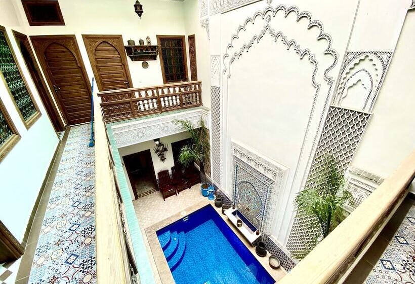 فندق Riad Nouhal