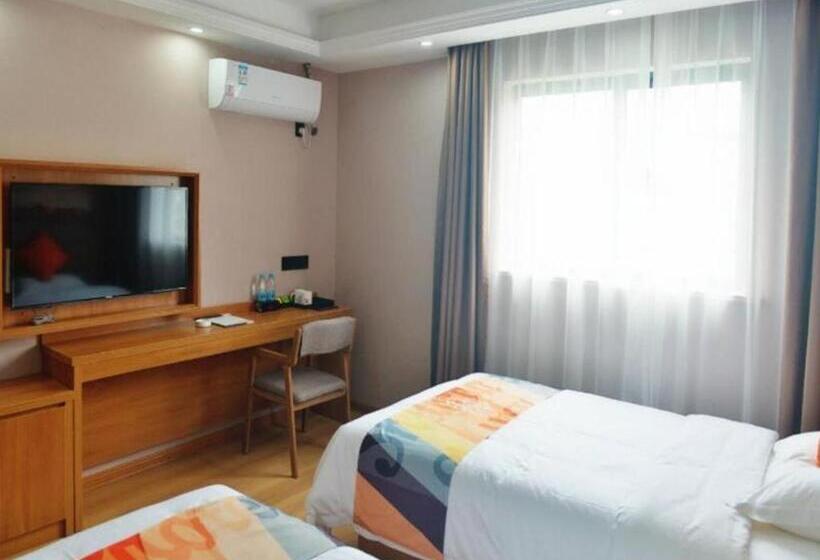 Shell Hotel Wuhu Jiujiang District Daqiao Town Huashan Road