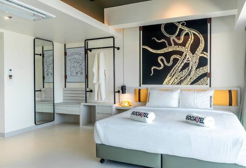 هتل Socialtel Koh Samui