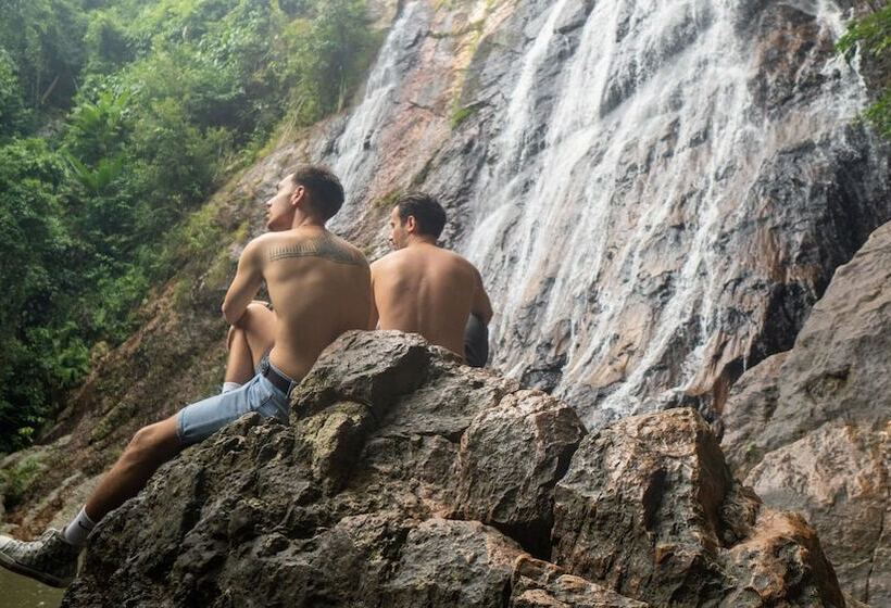 فندق Socialtel Koh Samui