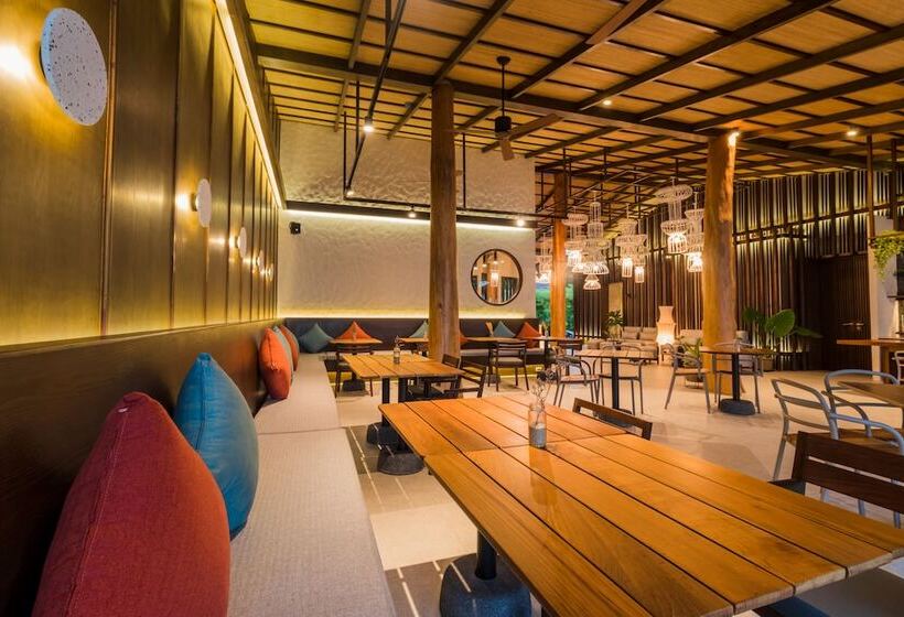 호텔 The Flow Samui Beach Resort