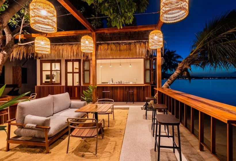 호텔 The Flow Samui Beach Resort