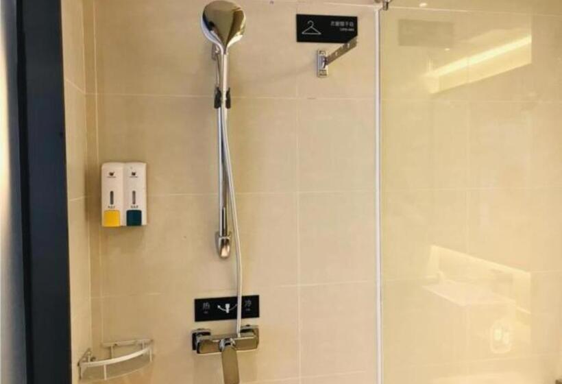 هتل City Comfort Inn Guangzhou Liwan Zengjiao Jushu Metro Station