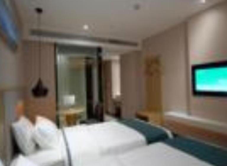 Отель City Comfort Inn Jingzhou Hongxing Road Food Street