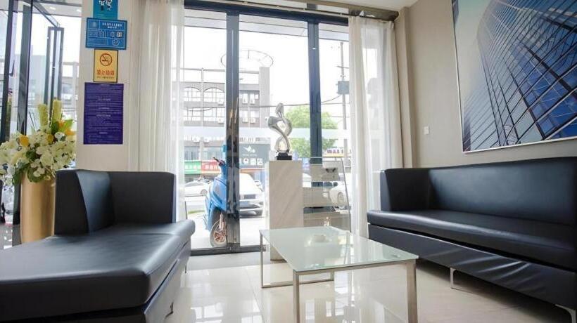 هتل City Comfort Inn Nanchang Shuanggang Metro Station Finance University