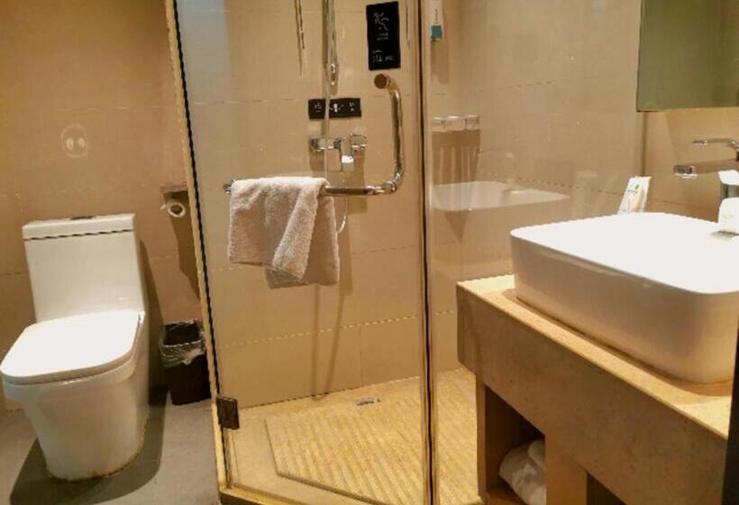 Отель City Comfort Inn Xiaogan Xiaochang Bus Passenger Station