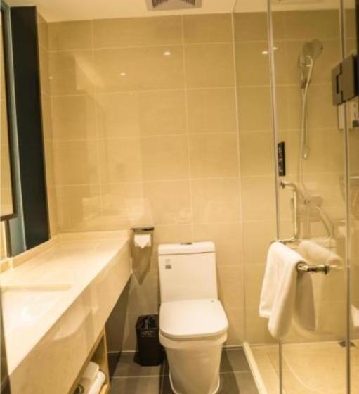 Отель City Comfort Inn Yingcheng Walking Street