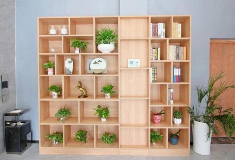 فندق Greentree Inn Express Zhangjiagang Hexing Town Shazhou Professional Institue Of Technology