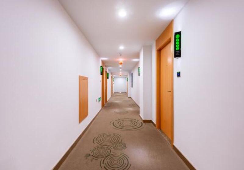 فندق Greentree Inn Huayin Huashan Scenic Area Xiyue Branch