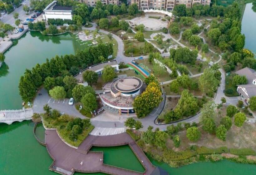 Shell Hotel Suzhou Changshu Guliu Zhonghong Square