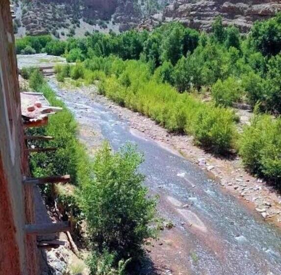 هاستل Gite Ifoulou Tassaout