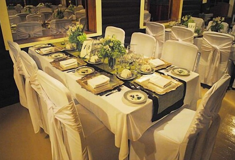 فندق صغير Pine Lodge