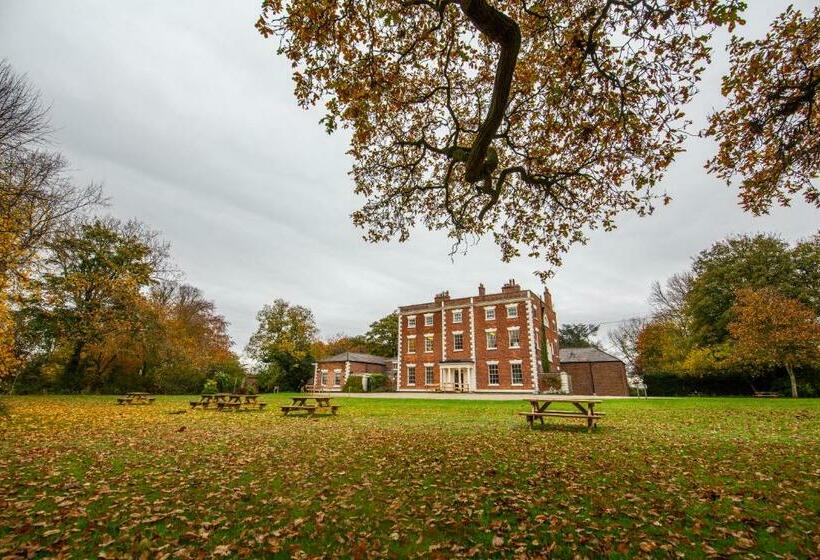 Общежитие Yha Chester Trafford Hall