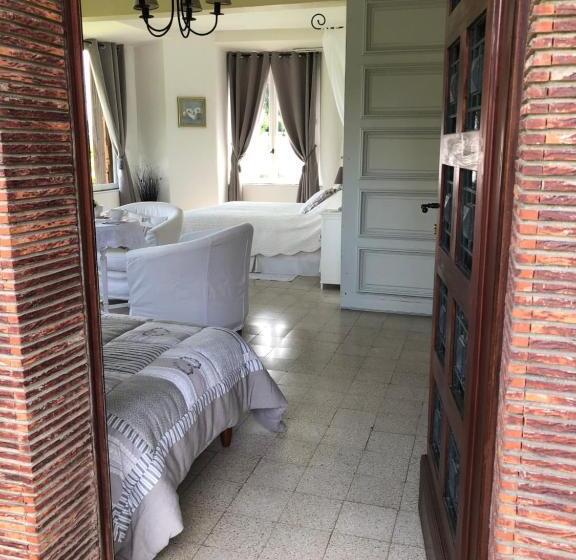 ベッドアンドブレックファースト Chambre D Hotes Romance