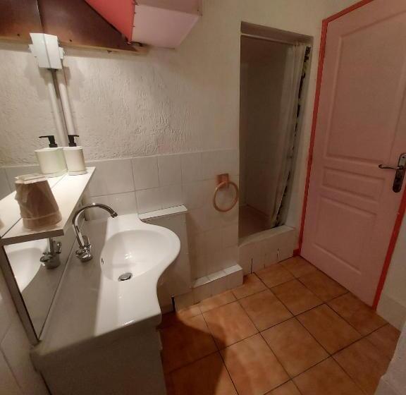 민박 Les Copains à Bord