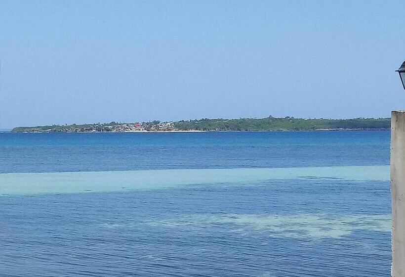 민박 Medellin Seaview Inn