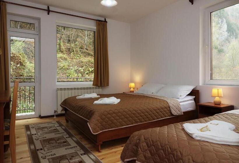 فندق семеен хотел орфей