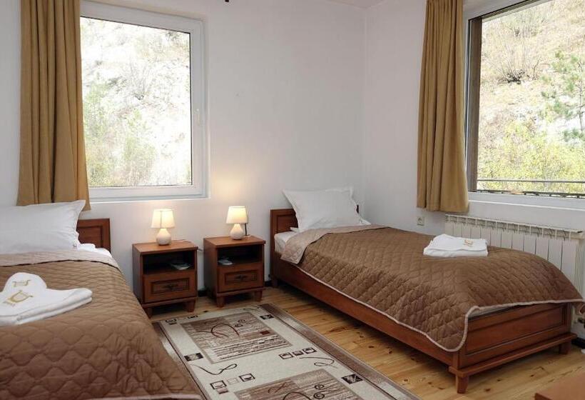 فندق семеен хотел орфей