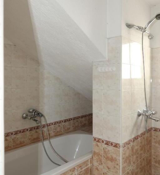 فندق семеен хотел орфей