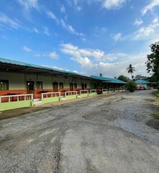 酒店 เพชร รีสอร์ท นครไทย Phet Resort, Nakhonthai