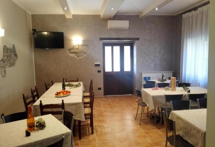 فندق Agriturismo Masseria Tufaro