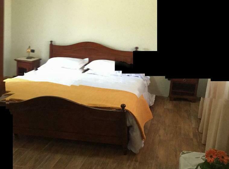 فندق Agriturismo Montebeltrano