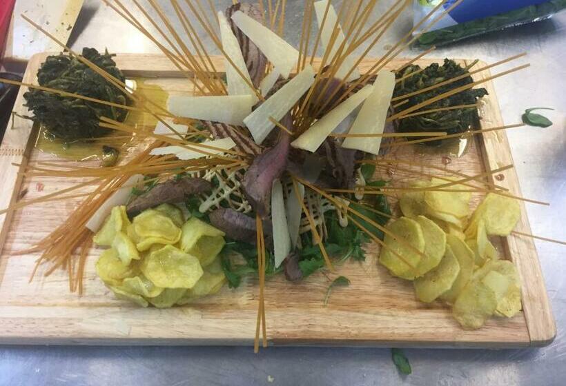 فندق Agriturismo Montebeltrano