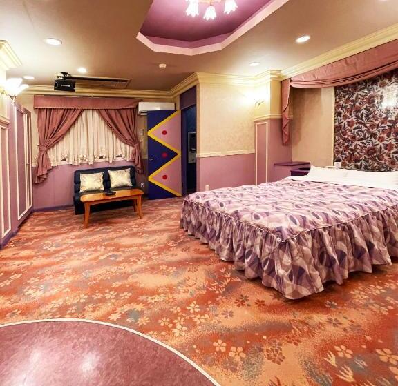 فندق Arun Adult Only