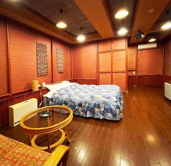 فندق Arun Adult Only