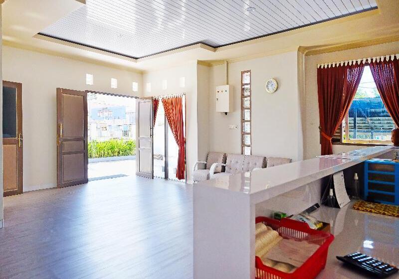 Collection O 91046 Hotel Remaja Indah Masamba