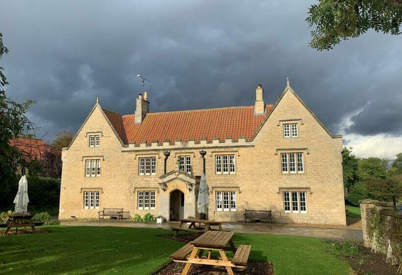 Отель Griffin Inn Irnham