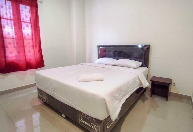 ホテル Reddoorz @ Jalan Ratahan Minahasa Tenggara