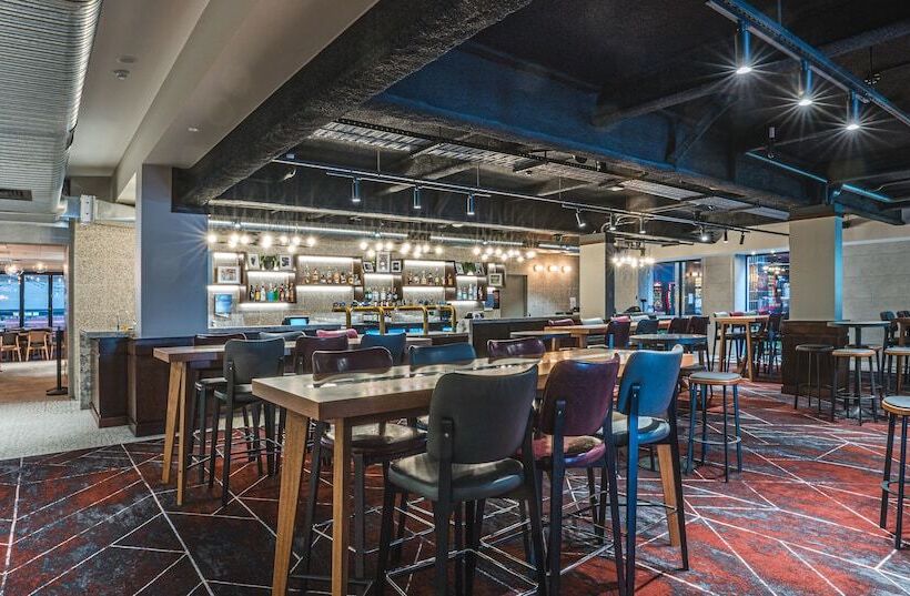 هتل The Peakhurst