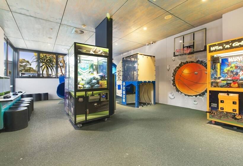 Mill Hotel Milperra Panania