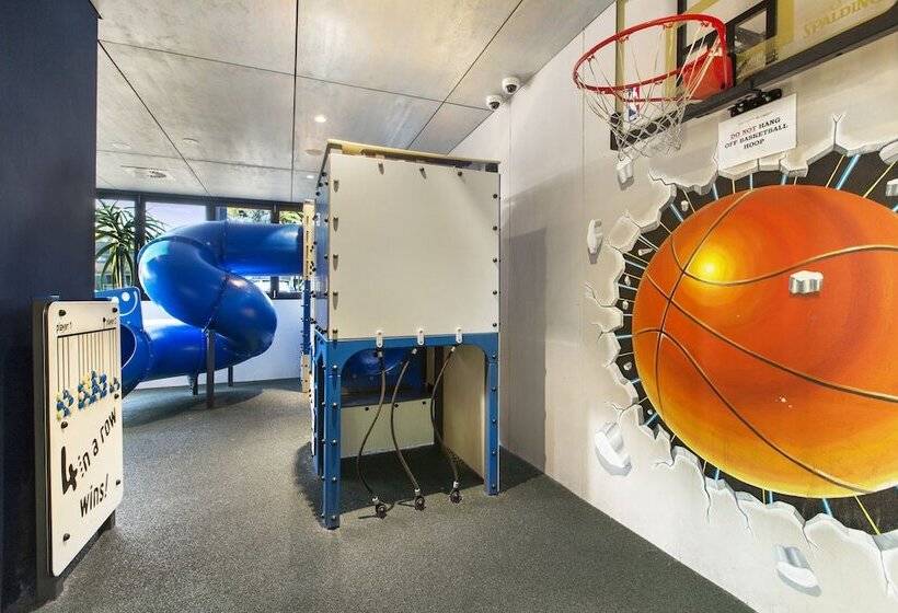 Mill Hotel Milperra Panania