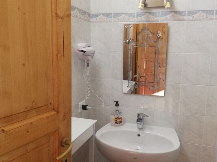 פנסיון Guesthouse Airportstop