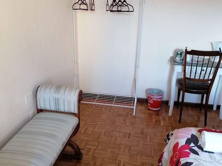 פנסיון Guesthouse Airportstop