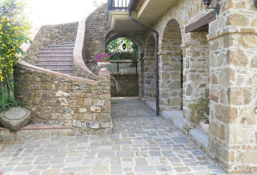 بنسيون La Ginestra