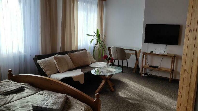 ペンション U Certa