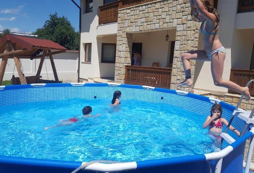 펜션 Zestrea Bunicilor