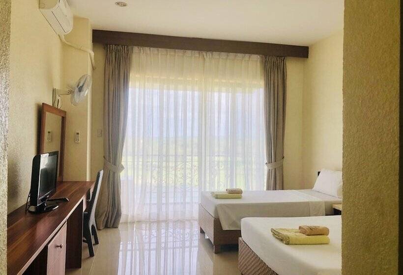 Queens Island Golf And Resort