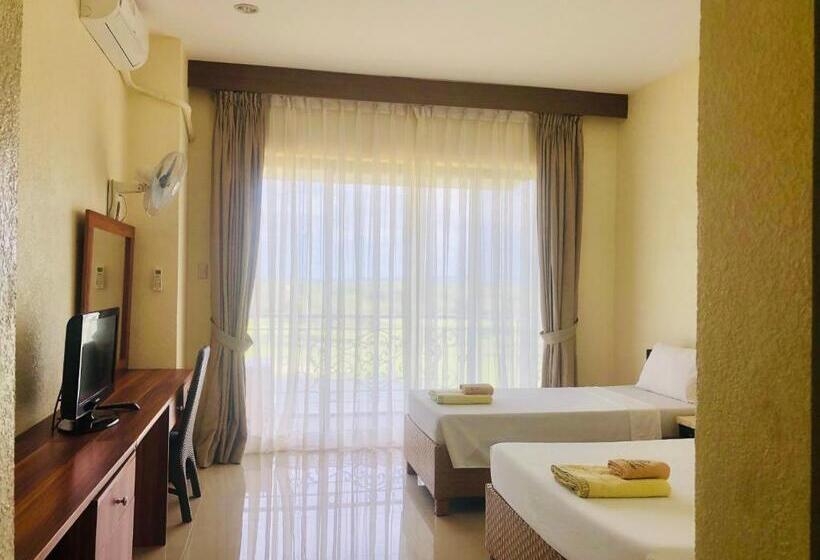 Queens Island Golf And Resort