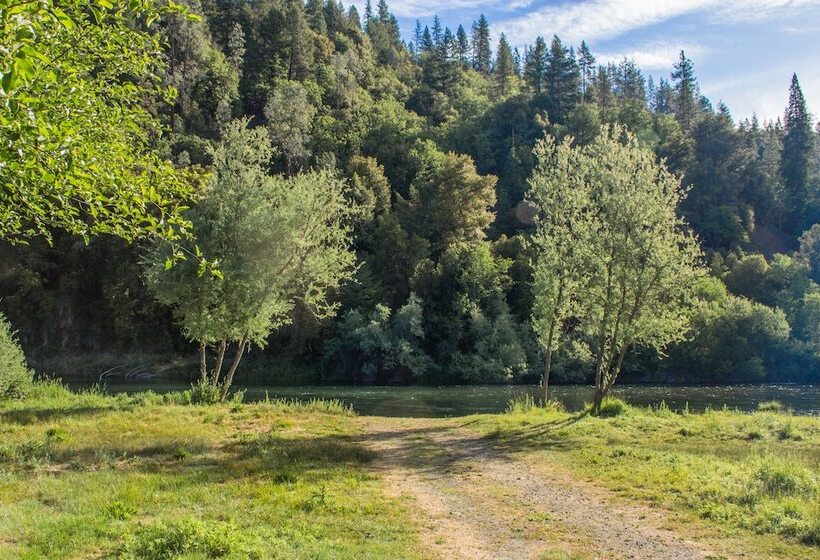 리조트 Indian Creek Lodge