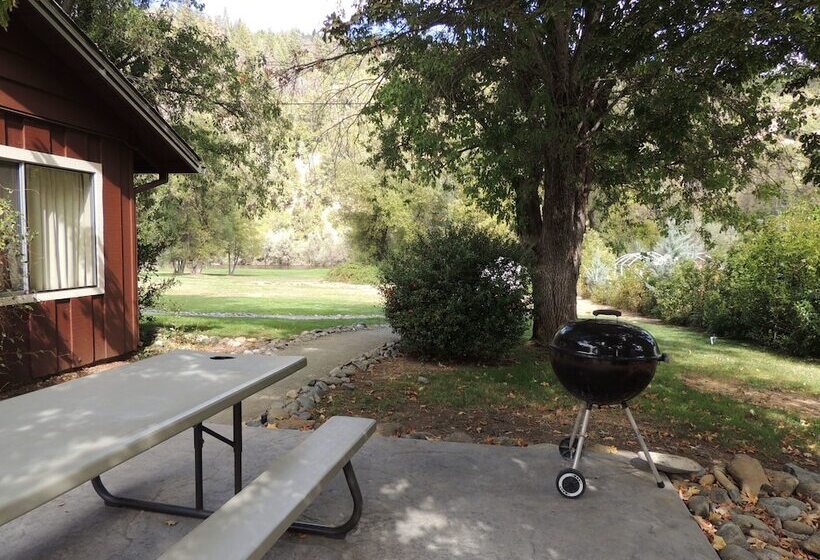 리조트 Indian Creek Lodge