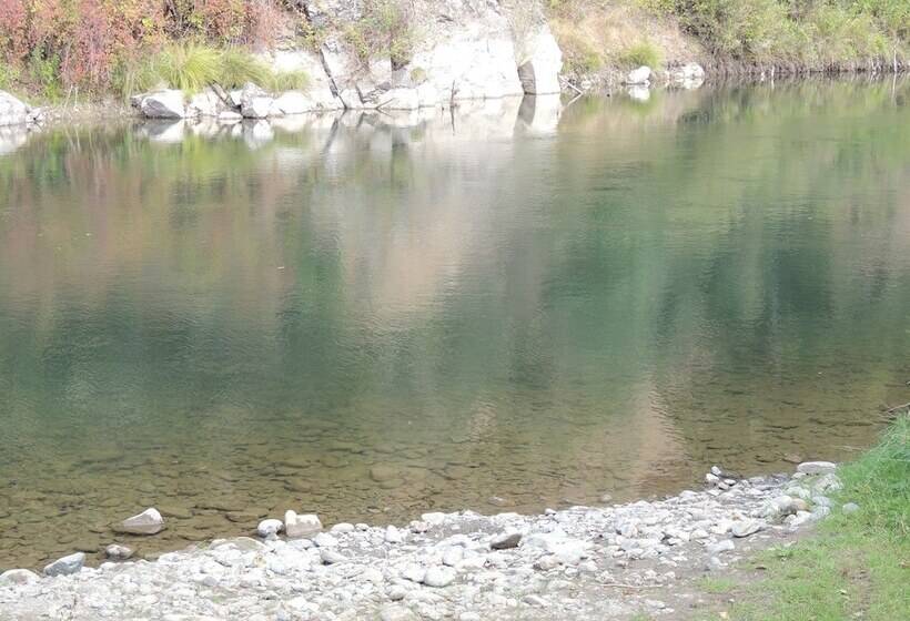 리조트 Indian Creek Lodge