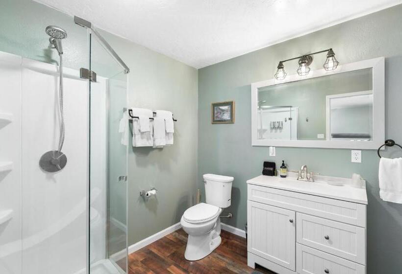 리조트 Indian Creek Lodge