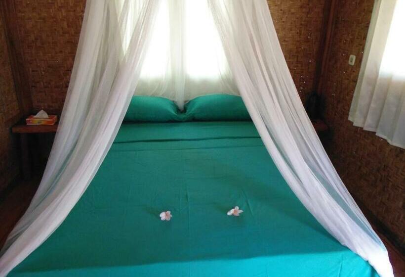 אתר נופש Sunset Springs Beach Retreat