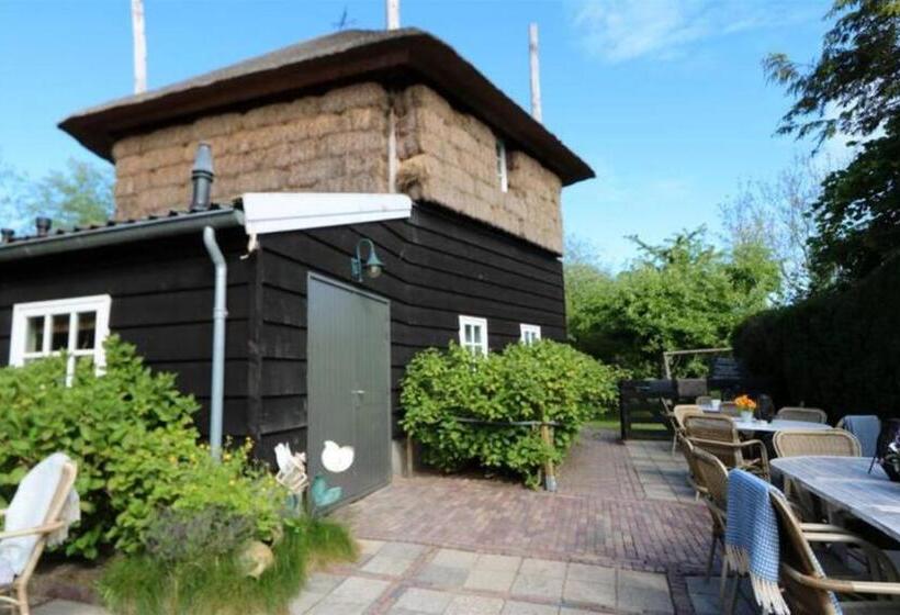 Общежитие Herberg De Lingehoeve